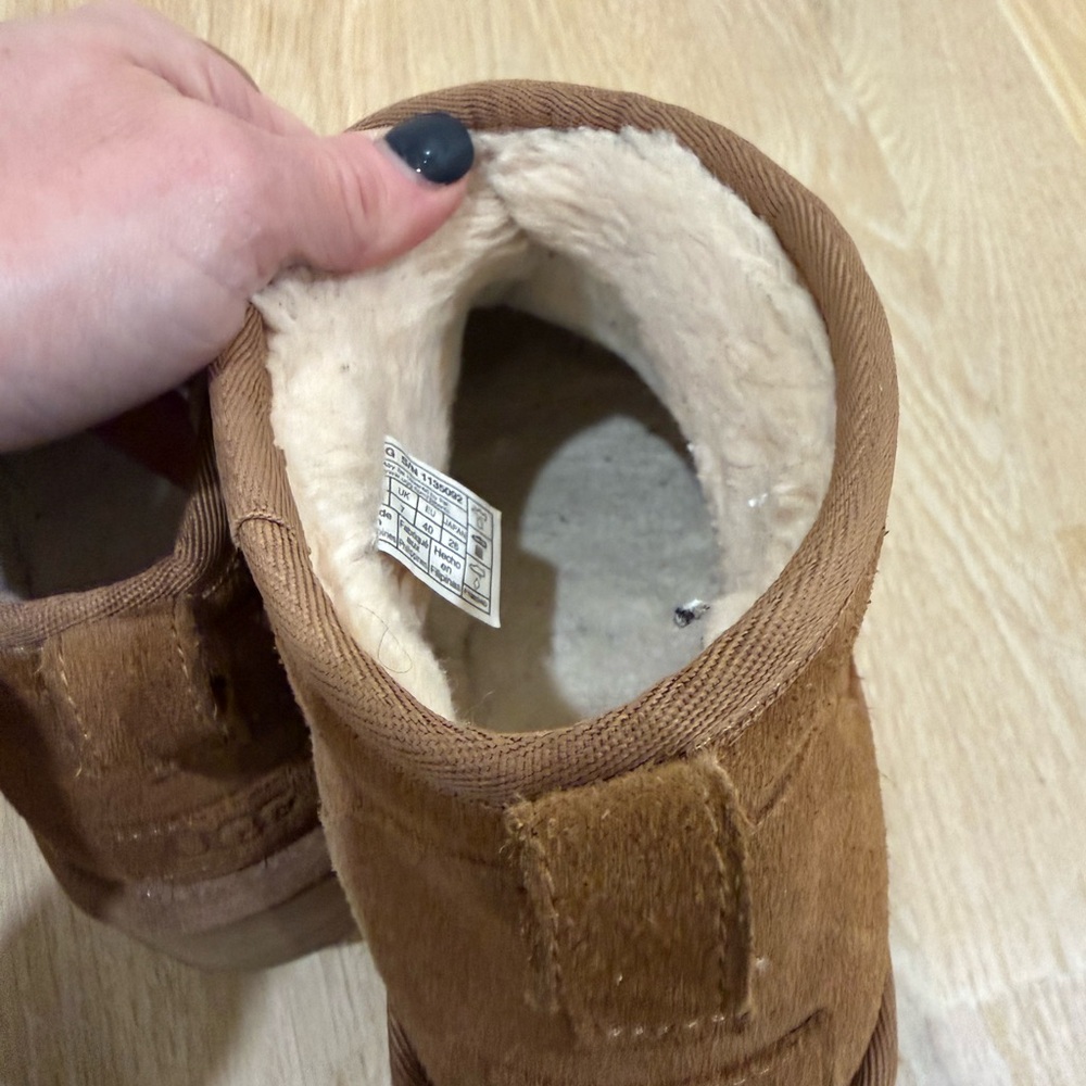 UGG Women's Tan chestnut Ulta mini Platform Boots - Picture 16 of 16